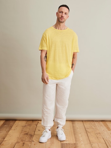 DAN FOX APPAREL Tapered Παντελόνι 'Luca' σε λευκό