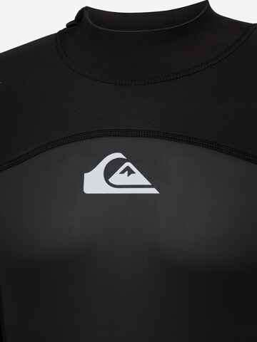 Costume de neopren de la QUIKSILVER pe negru