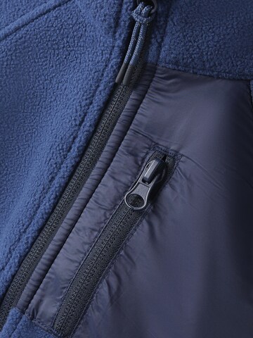 NAME IT Functionele fleece jas 'Move03' in Blauw