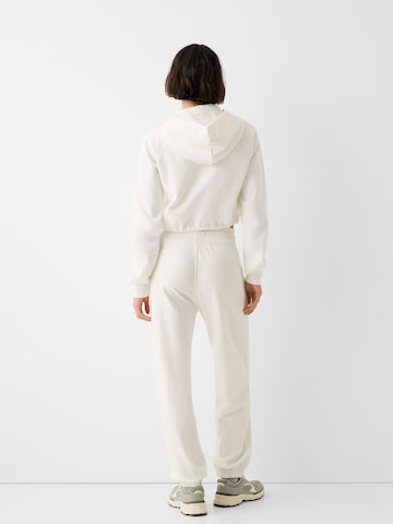 Veste de survêtement Bershka en blanc