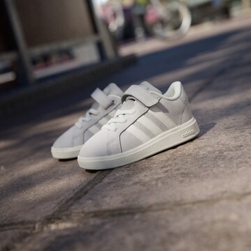 Baskets 'Grand Court 2.0' ADIDAS SPORTSWEAR en gris