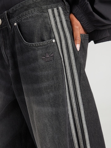 ADIDAS ORIGINALS Wide Leg Farkut 'Adicolor Adilenium' värissä musta