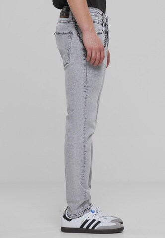 2Y Premium Tapered Jeans in Grau