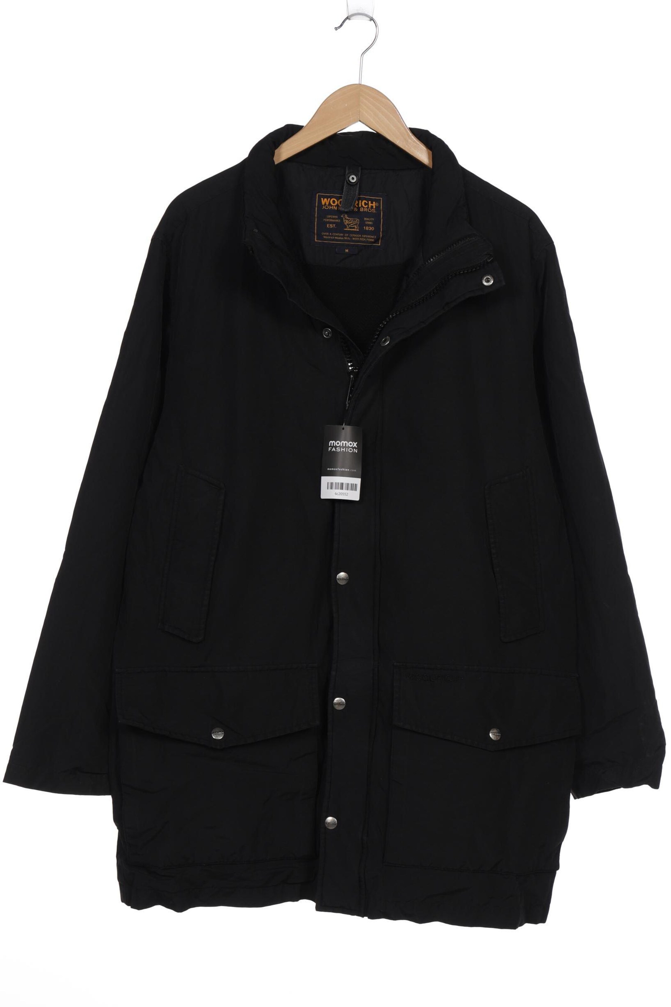 Woolrich Jacke M in Schwarz: Vorderseite