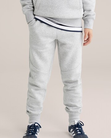 Effilé Pantalon WE Fashion en gris : devant