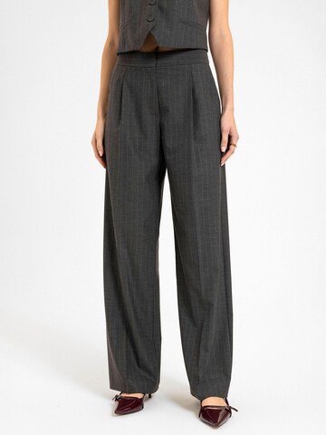 Antioch Loosefit Hose 'Alexa - Street' in Grau: Vorderseite