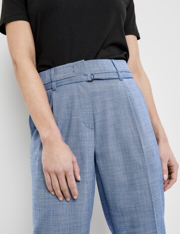 GERRY WEBER - regular Pantalón de pinzas en azul