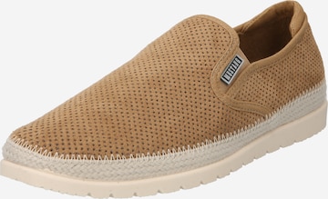 MUSTANG Classic Flats in Beige: front