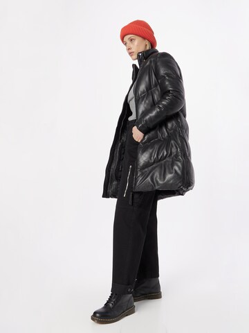 Manteau d’hiver 'Vallie' Gipsy by Mauritius en noir