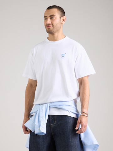 Iriedaily - Camiseta 'Couchboy' en blanco: frente
