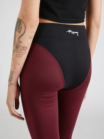 Skinny Pantaloni sportivi 'Jane Fig' di Hey Honey in rosso