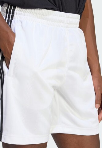 ADIDAS ORIGINALS Обычный Штаны 'Adicolor' в Белый