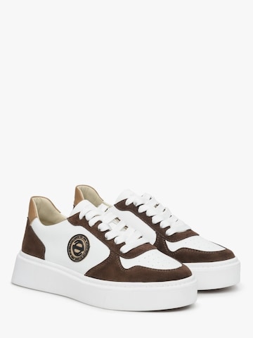 Estro Sneakers laag '09-2970' in Bruin: voorkant
