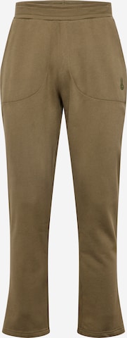 Ocay Regular Pants in Green: front