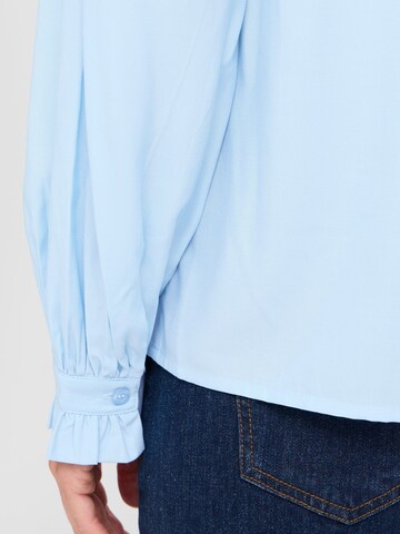 b.young Blouse in Blauw