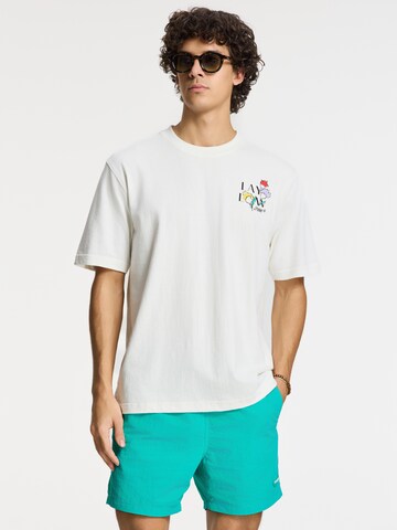 Tricou 'Finn Sketched Flowers' de la Shiwi pe alb