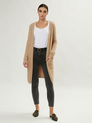 Influencer Strickjacke in Beige