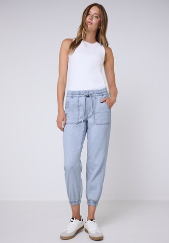 Street One Studio Tapered Jeans in Blau