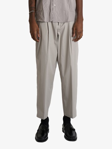 regular Pantaloni di LOW BRAND in beige: frontale
