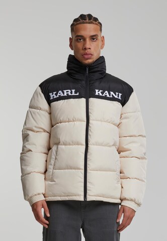 Giacca invernale di Karl Kani in beige: frontale