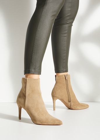 LASCANA Ankle Boots in Beige: front