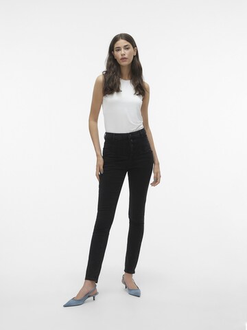 Vero Moda Tall Skinny Farkut 'Sophia' värissä musta