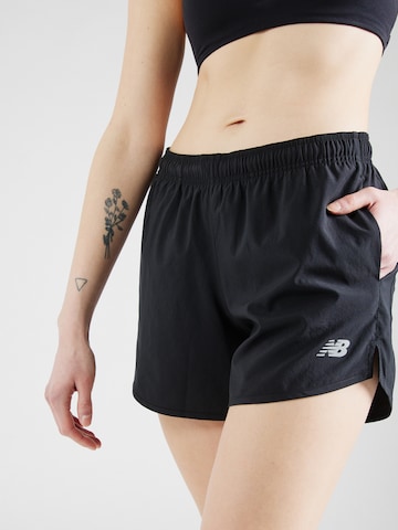Regular Pantalon de sport 'Essentials' new balance en noir