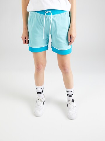 Regular Pantaloni sport de la Jordan pe albastru: față