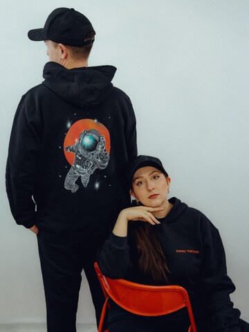 Empire-Thirteen Sweater in Black