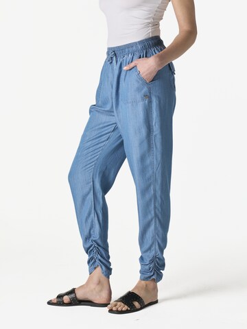 KOROSHI - Tapered Vaquero en azul