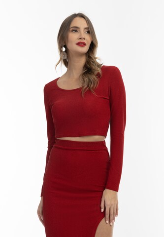 Top di faina in rosso