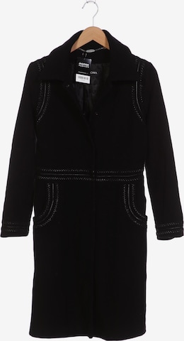 Nicowa Jacket & Coat in S in Black: front