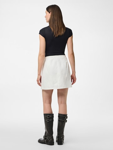 Jupe 'PCFlora' PIECES en blanc