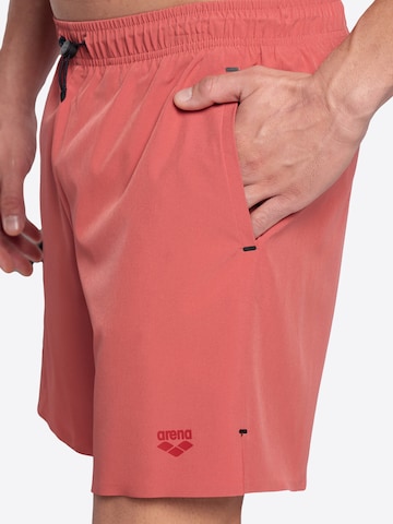 Shorts de bain 'EVO' ARENA en rouge