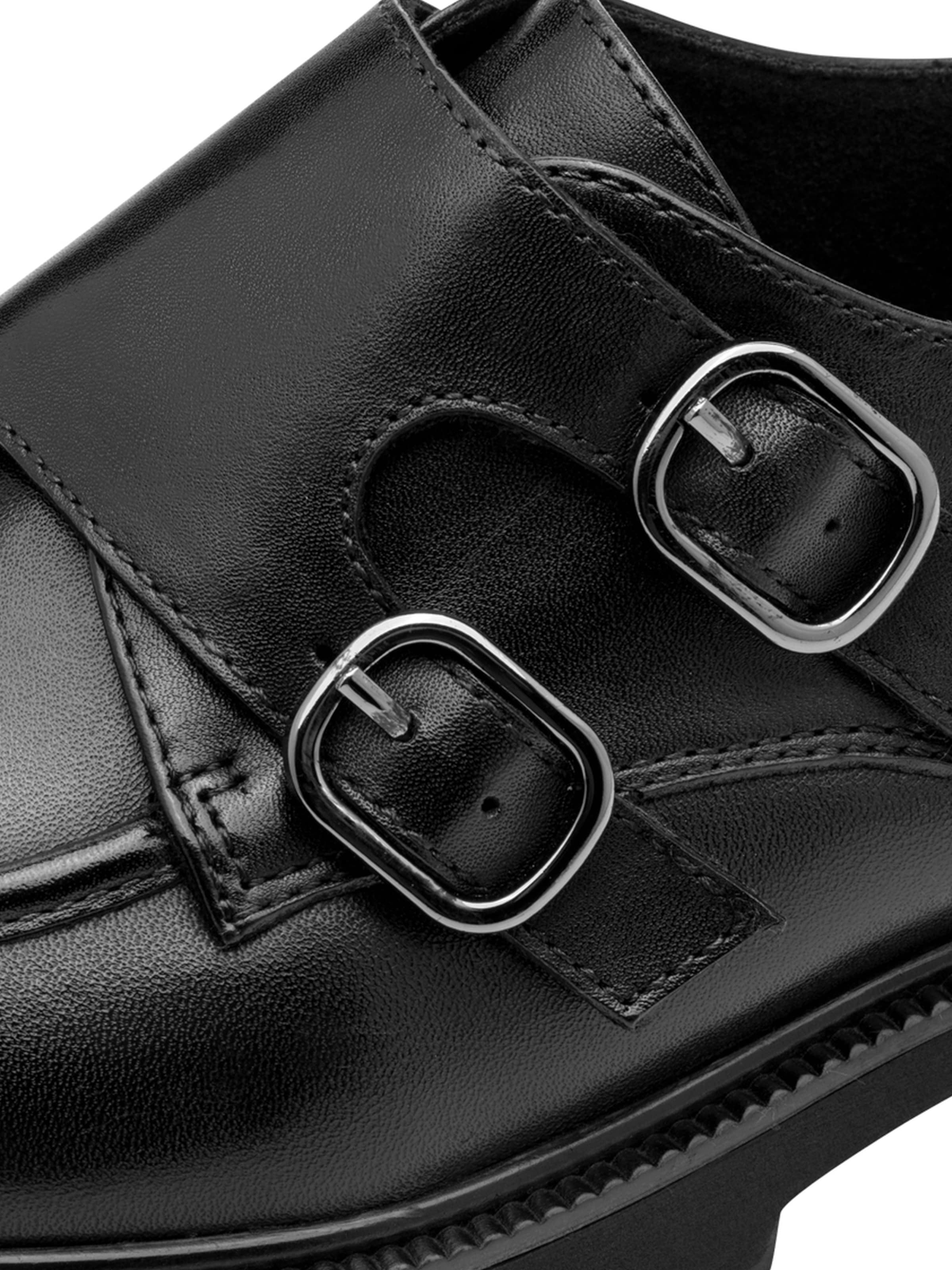 Tamaris Schnürschuh in Schwarz