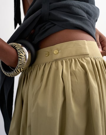 Fustă 'SALLY' de la TOPSHOP pe verde