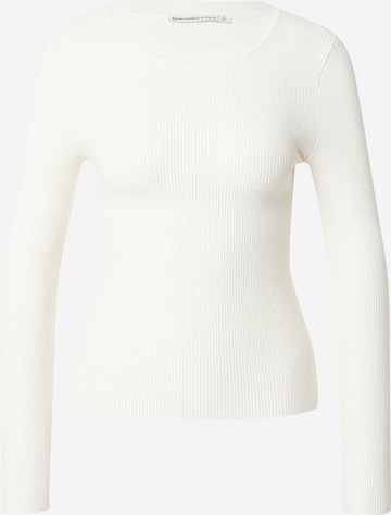 Abercrombie & Fitch Sweater in Beige: front