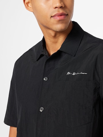 Han Kjøbenhavn Regular fit Button Up Shirt in Black