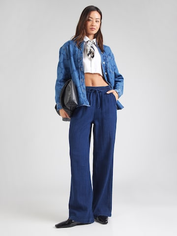 Wide leg Pantaloni de la s.Oliver pe albastru