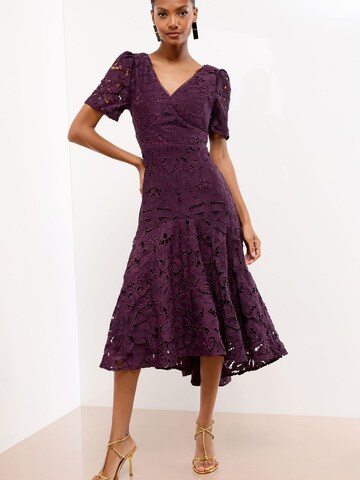 Lipsy Рокля в лилав: отпред