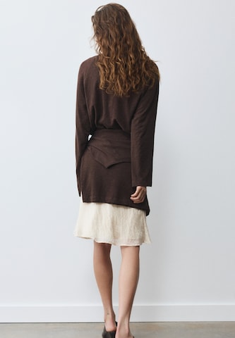 Pull&Bear Shirt in Bruin