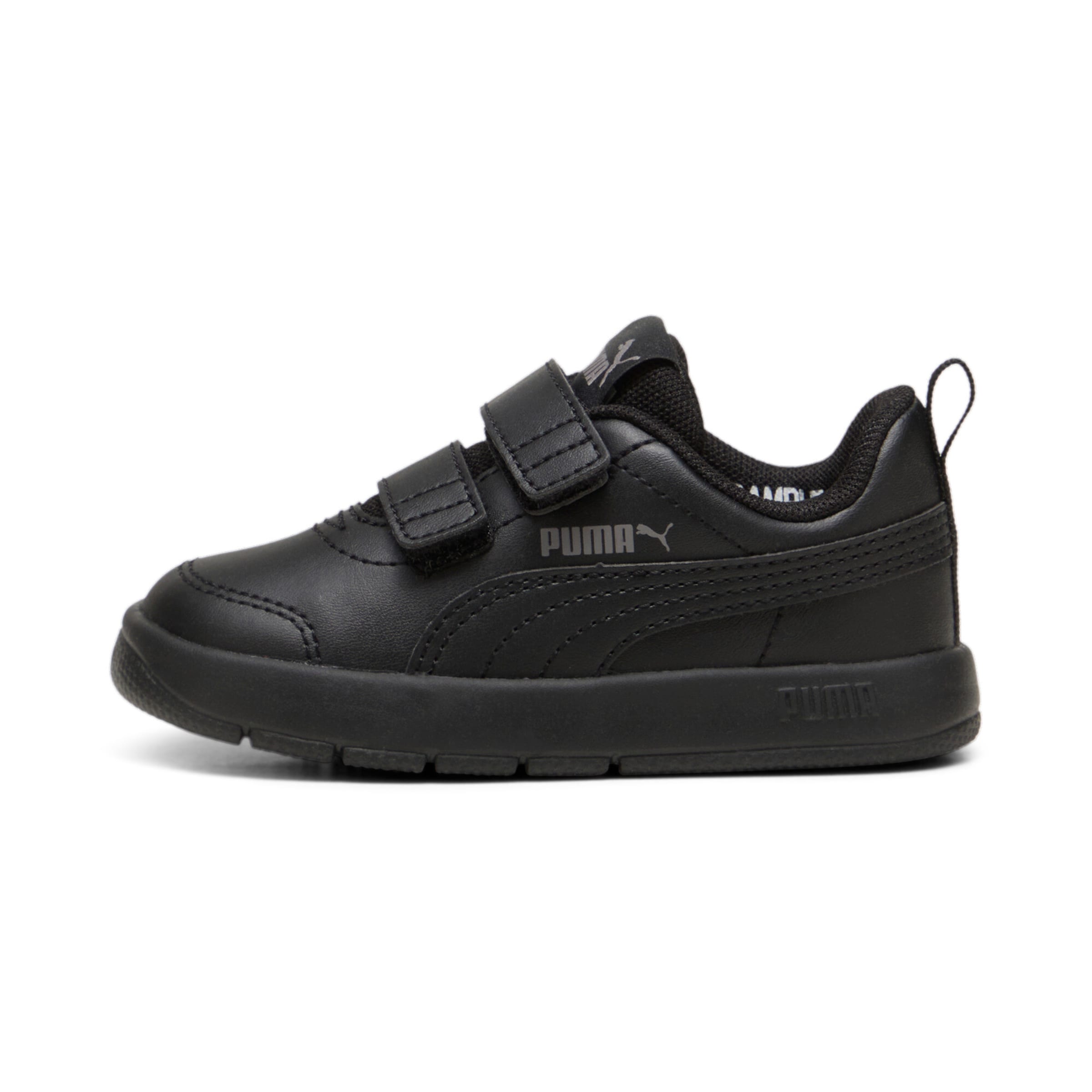 Sneaker 'Courtflex V3' di PUMA in nero: frontale