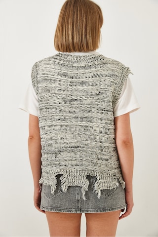 Bianco Lucci Sweater in Beige