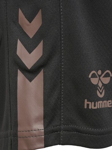 Hummel Regular Sportshorts in Schwarz