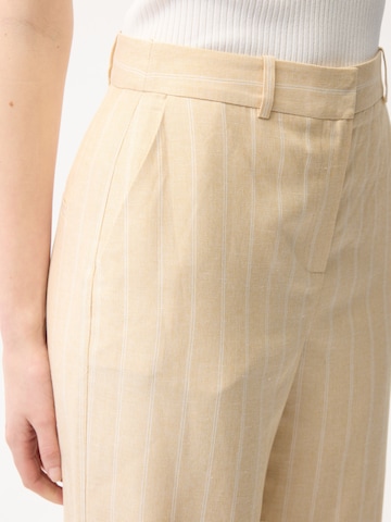 adl Loose fit Trousers in Yellow