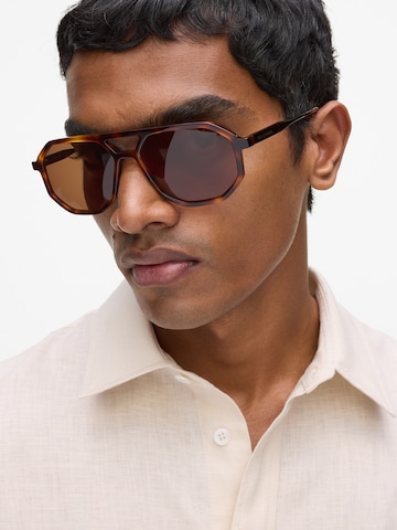 ruda Karl Lagerfeld Akiniai nuo saulės ' ELONGATED LOGO ': priekis