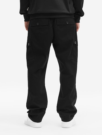 LONSDALE Regular Cargobyxa 'Lynemouth' i svart