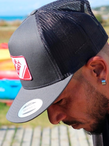 Surf Monkey Czapka sportowa w kolorze czerwony