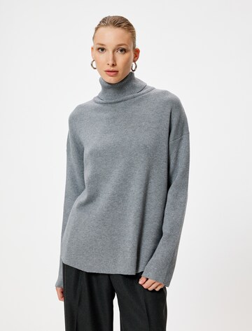 Koton Sweater in Grey: front