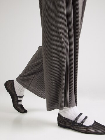 ONLY Carmakoma Wide leg Trousers 'CARTERA' in Grey